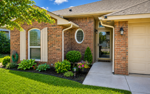 3/2/2 Brick Home In Quiet Subdivision SW Lawton OK
